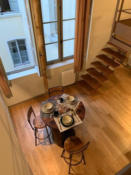 Chez Alam A Hotel De Ville 里昂 外观 照片